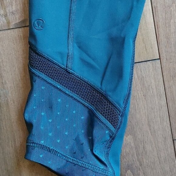 Lululemon Athletic Capri Leggings green size 4 - Picture 5 of 9